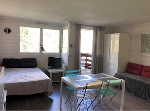 2 Schlafzimmer, WLAN