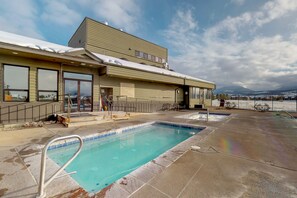 Beheizter Pool