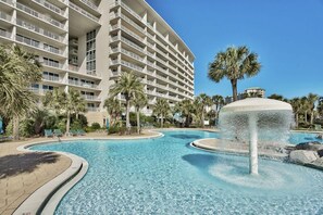 Outdoor pool - Sterling Shores 718 By Bliss Beach Rentals (Destin)