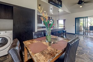 Interior - Dog-friendly, off-grid sanctuary with a pool & lovely views in a great location (Dangriga)