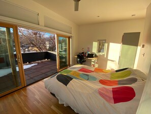 3 bedrooms, iron/ironing board, free WiFi, bed sheets - Beautiful remodeled home in North Boulder - Close to Sundance Films (Boulder)