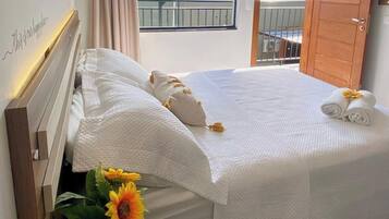 Superior Quadruple Room | Laptop workspace, free WiFi, bed sheets