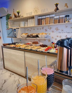 Desayuno buffet incluido todos los días