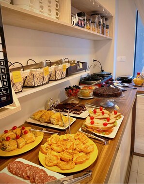 Ilmainen päivittäinen buffetaamiainen 