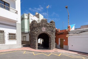 Esterni