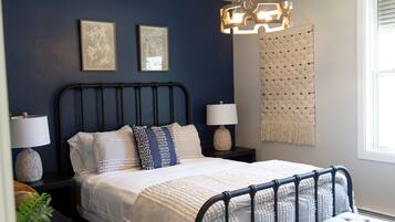 1 chambre, fer et planche Ă repasser, Wi-Fi gratuit, draps fournis