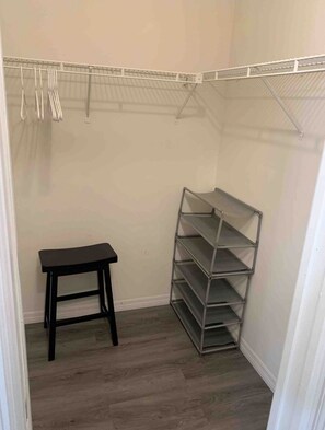 1 bedroom, iron/ironing board, travel cot, WiFi