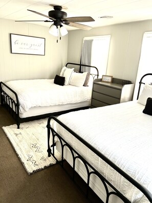 2 bedrooms, iron/ironing board, travel cot, WiFi