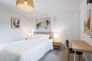 4 bedrooms, iron/ironing board, free WiFi, bed sheets - Cape Escape - Winter Promo Stay 3, Pay 2 (Bass Coast)