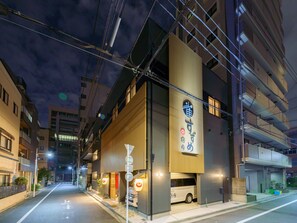 Exterior - Yadoya Suzume (Tokyo)