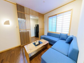 Apartemen Superior, 2 kamar tidur, Bebas Asap Rokok, kamar mandi pribadi | Meja kerja, Wi-Fi gratis, dan seprai linen