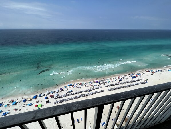 On the beach - TideWater Beachfront 2 Bedroom 3 Bathroom, Plus Twin Bunk Bed (Panama City Beach)