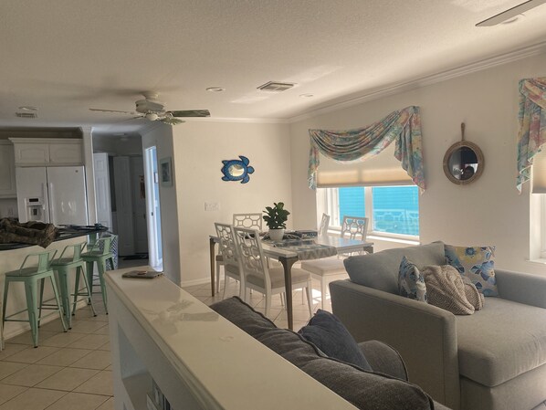 Smart TV, ping pong, computer monitors