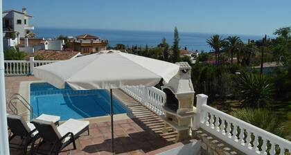 Villa 'Casa El Pescador' with Sea and Mountain View, Pool and Garden