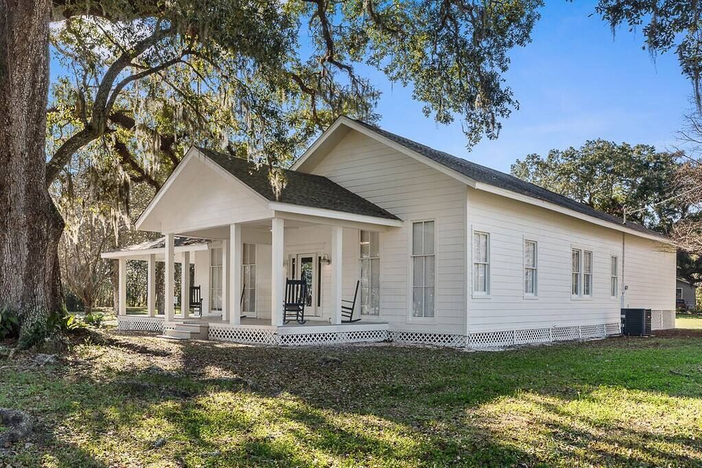 Restored 1874 Colonial Bayou Home