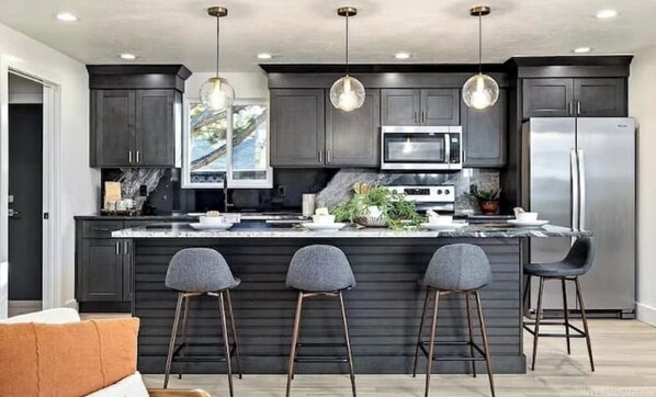 Fridge, microwave, oven, stovetop
