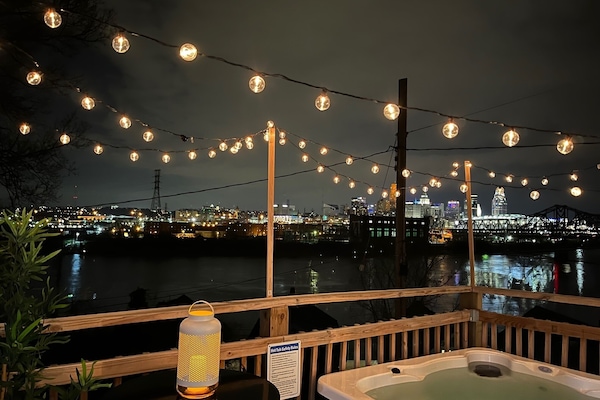 Bañera de hidromasaje al aire libre