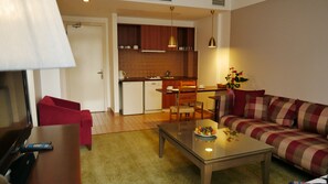 32-tums LCD-tv med satellitkanaler och tv