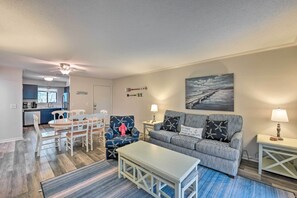 TV, ping pong - 2 Pools + Hot Tub: Hilton Head Island Condo! (Hilton Head Island)