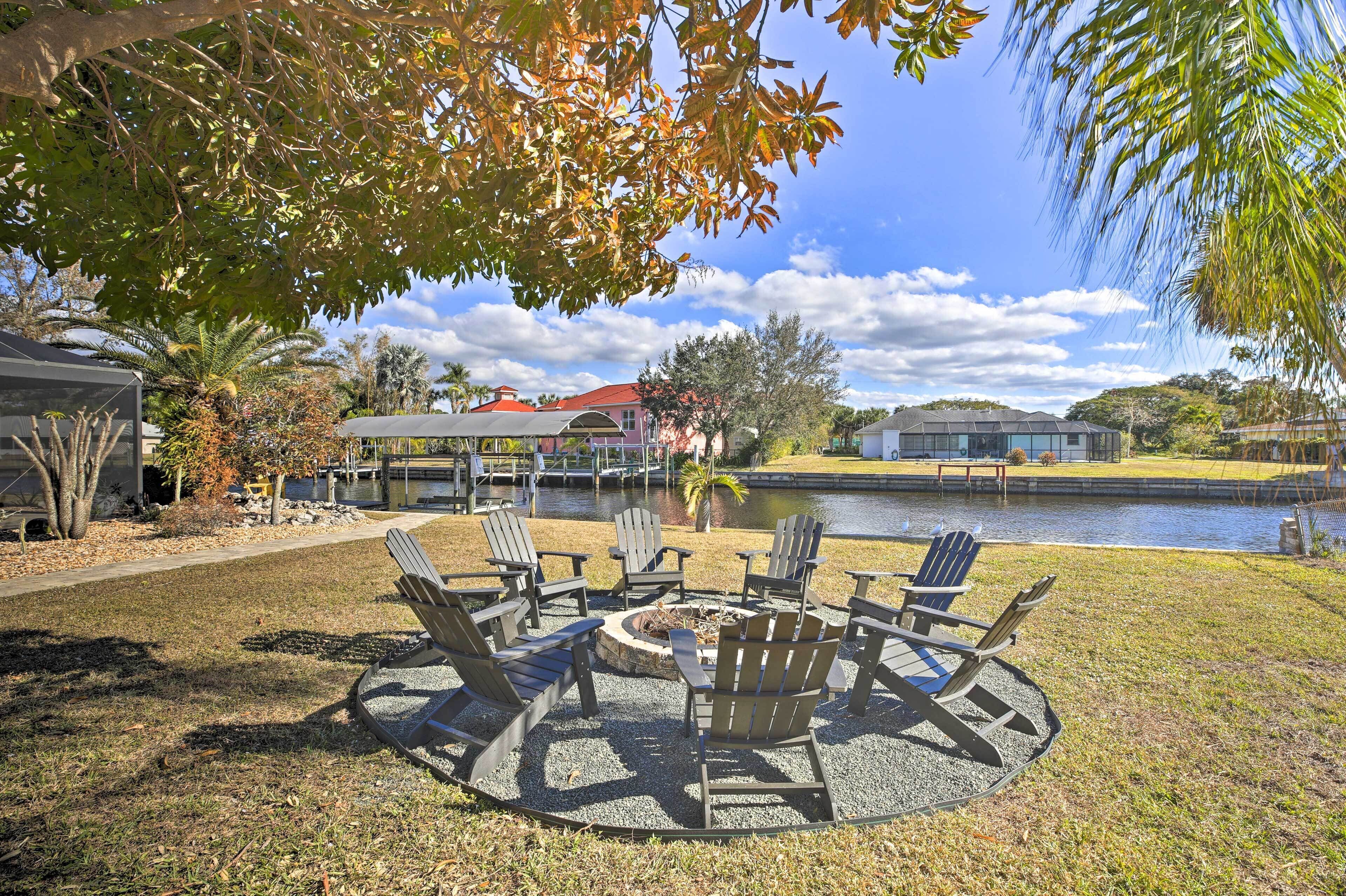 Port Charlotte Gem w/ Lanai + Harbor Views!