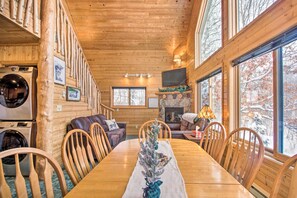 Dining - Cabin w/ Fireplace < 1 Mile to Lakes + Golf (Pequot Lakes)