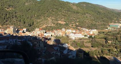 Mountain retreat in National Park honey 🍯 🍊