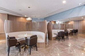 用餐