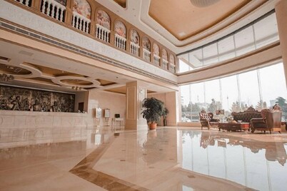 Yunxuan Hotel (Linyi Chengxu Mansion)