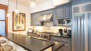 Unclassified image, 3 of 19, button - Maison D'apres by Exceptional Stays (Telluride)