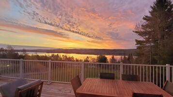 Comfort Condo | Terrace/patio