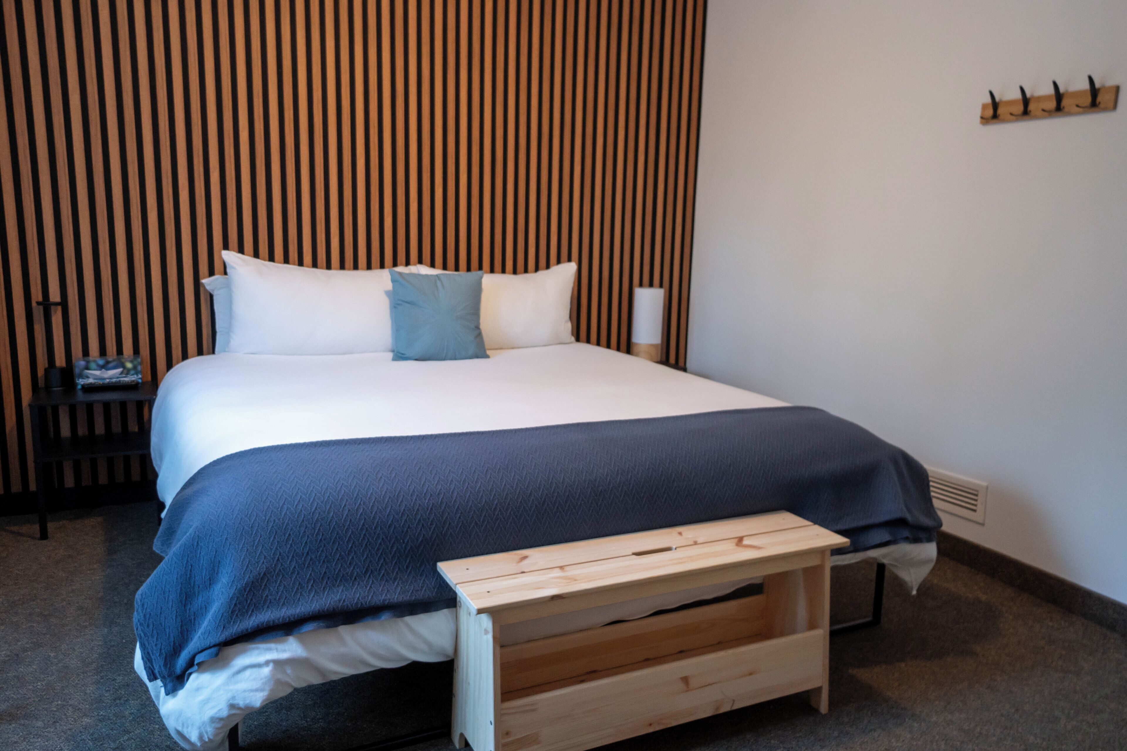 Classic Room | Individually furnished, blackout drapes, free WiFi, bed sheets