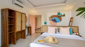 Deluxe Double Room, Garden View | Desk, laptop workspace, WiFi, bed sheets