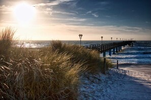 Unclassified image, 4 of 13, button