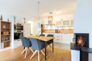 Køleskab, mikrobølgeovn, ovn, opvaskemaskine