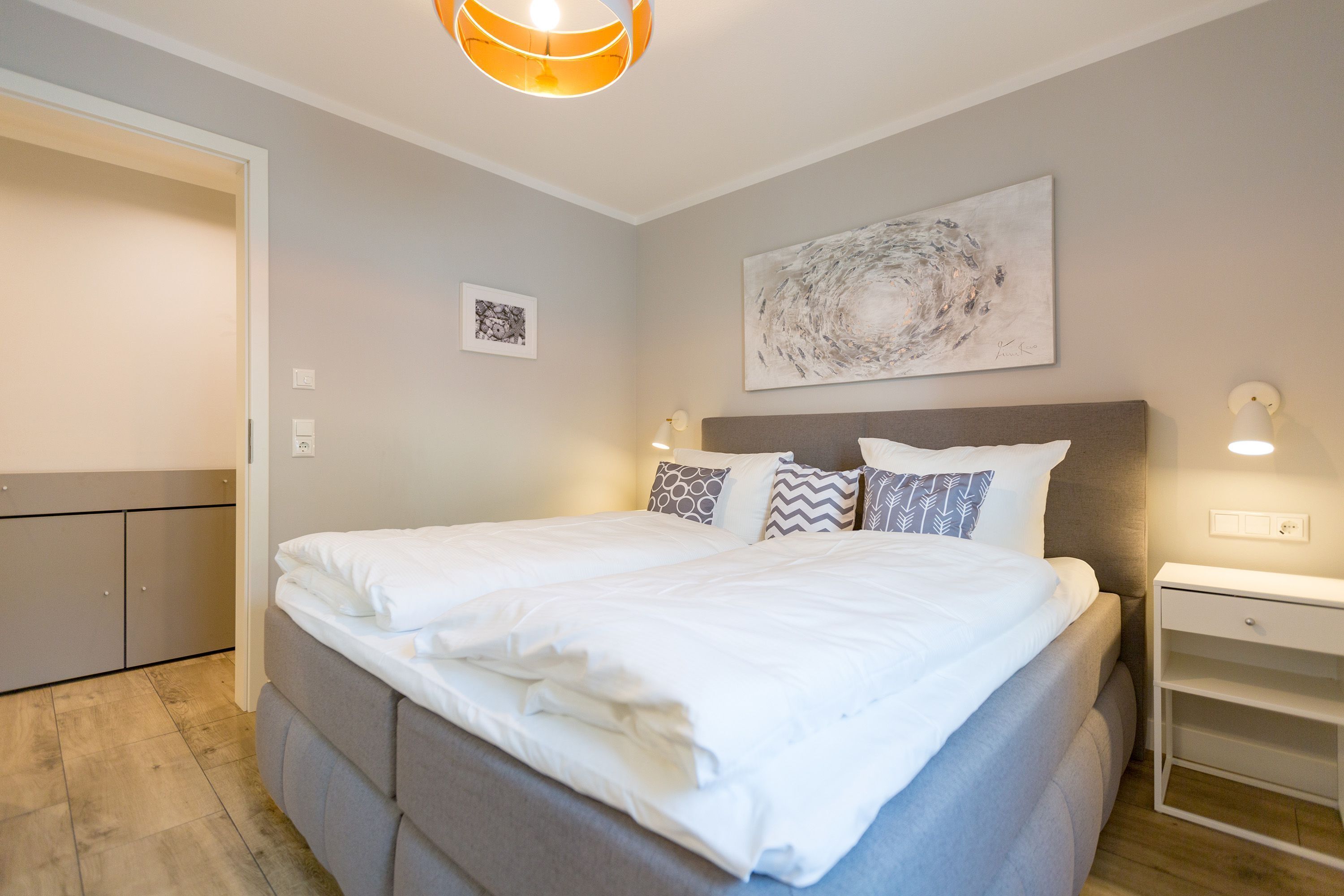 2 bedrooms, in-room safe, WiFi, bed sheets
