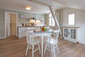 Dining - Villa Saphira, App. 11 (Heringsdorf)
