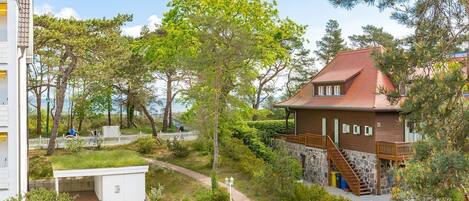 المنطقة المحيطة بالمنشأة