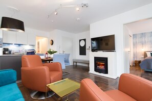 Fernseher, Kamin