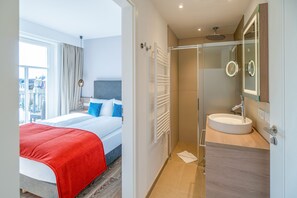 2 室のベッドルーム、セーフティボックス (室内)、WiFi、ベッドシーツ