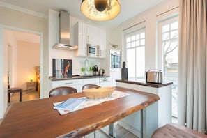 Køleskab, mikrobølgeovn, ovn, opvaskemaskine