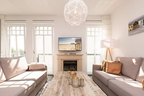 Fernseher, Kamin
