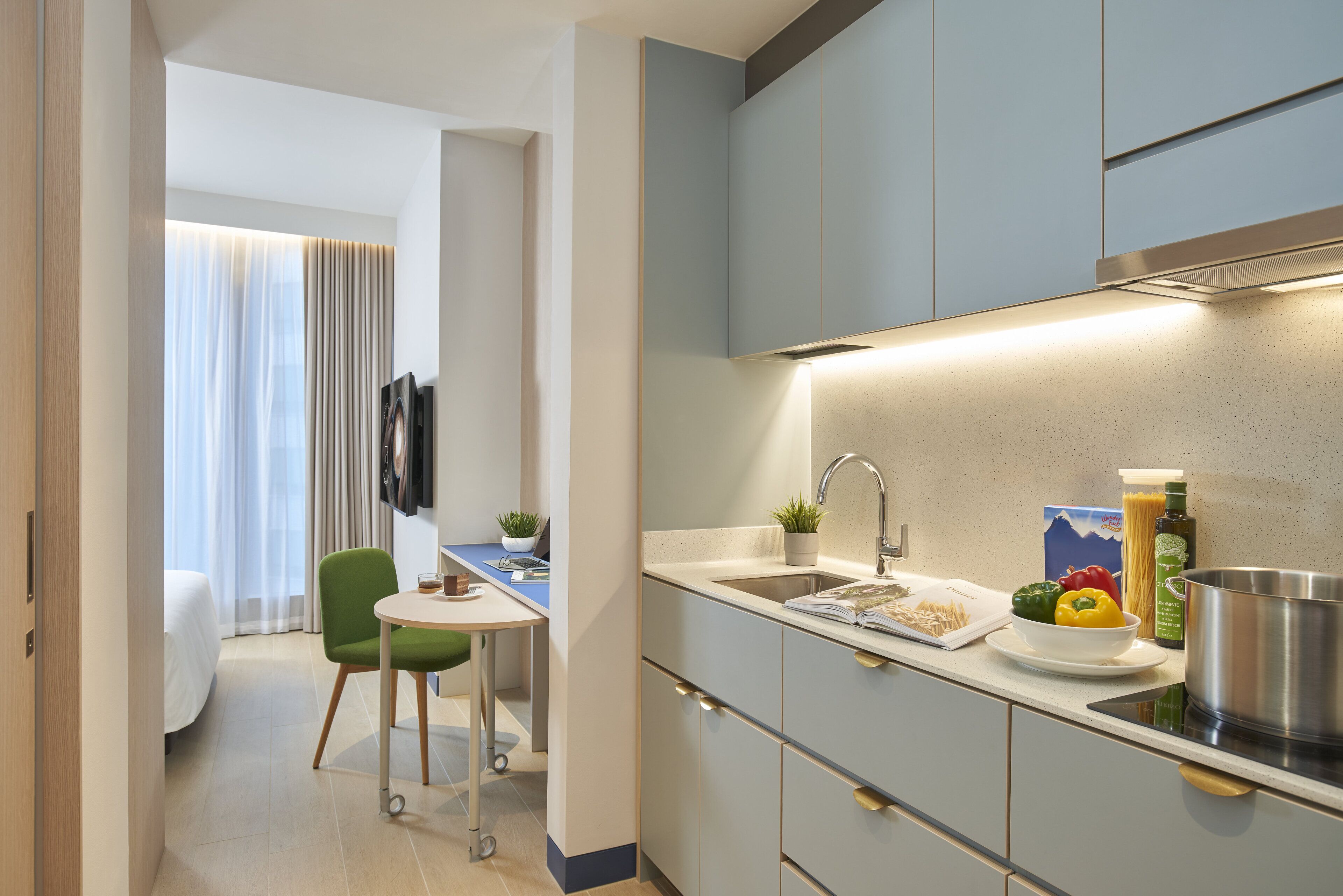 coffee/tea maker, electric kettle, eco-friendly cleaning products