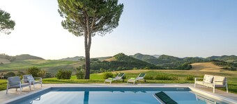 Villa Paola 10 by Marche Holiday Villas