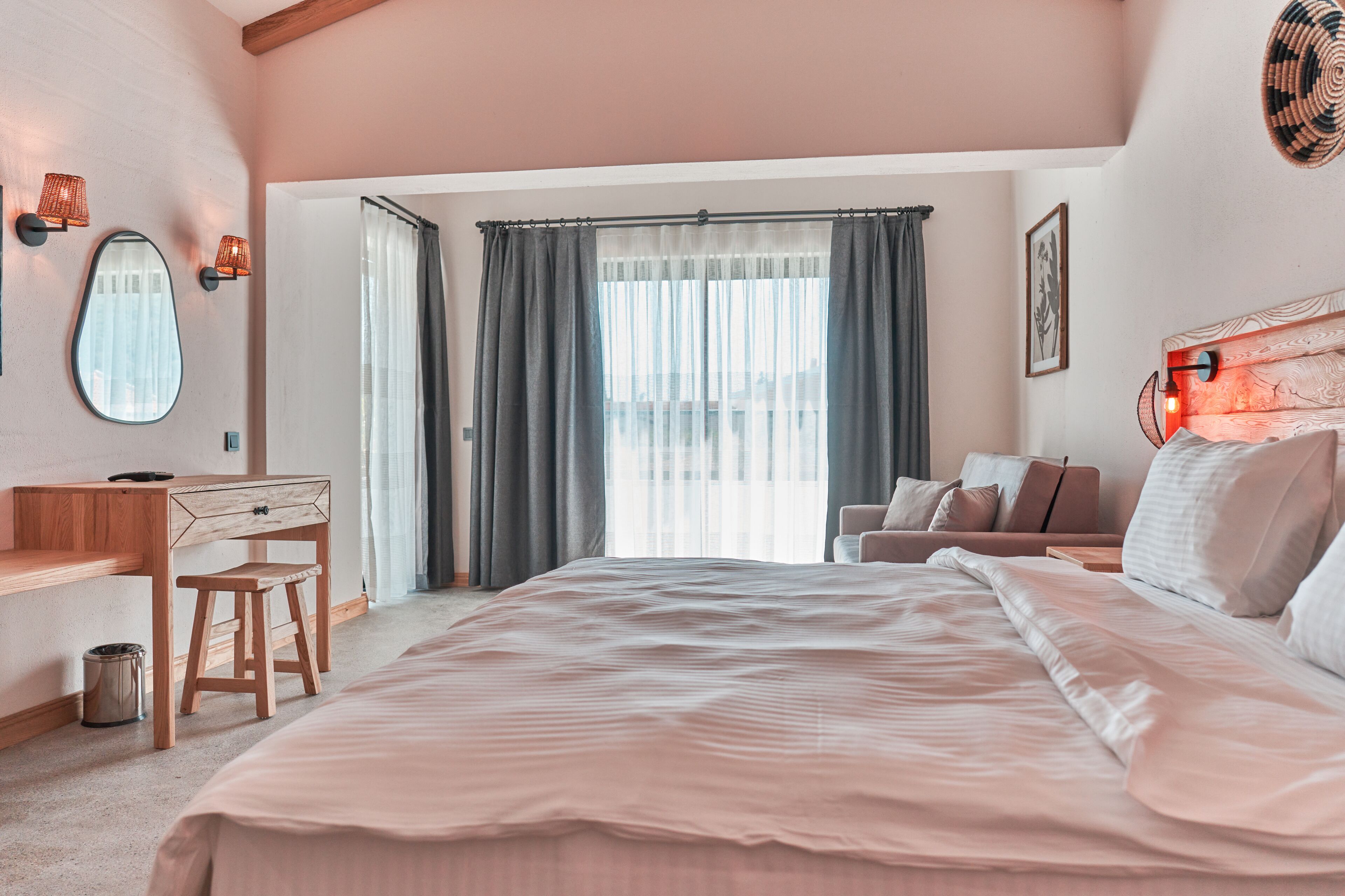 honeymoon double room, 1 bedroom, non smoking, pool view | egyptian cotton sheets, premium bedding, select comfort beds, minibar