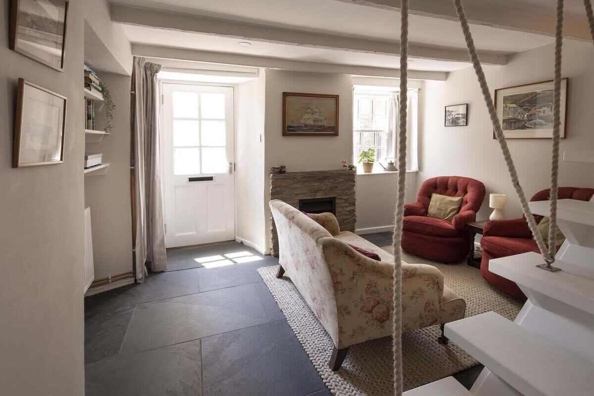 Cottage & Boatshed In Gorran Haven, Private Parking - Gorran Haven