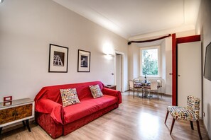 Classic Apartment | Living area - Apartments Rione Trastevere XIII (Rome)