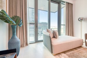 Deluxe-Apartment, 2 Schlafzimmer, Nichtraucher | Wohnbereich