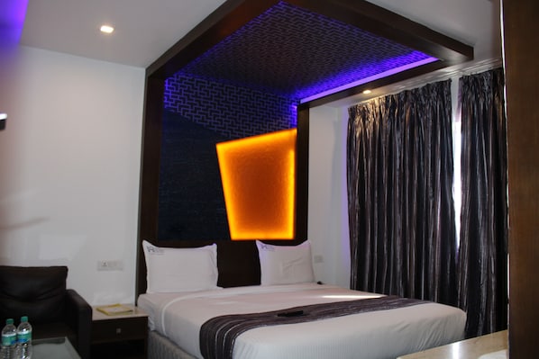 Executive Room | Egyptian cotton sheets, premium bedding, free WiFi, bed sheets
