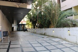 Free self parking