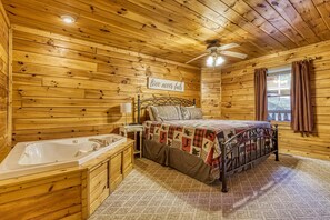 House, Multiple Beds, Mountain View (Blue Mist Lodge #2914) | 2 bedrooms, individually decorated, individually furnished, bed sheets - Blue Mist Lodge #2914 (Sevierville)